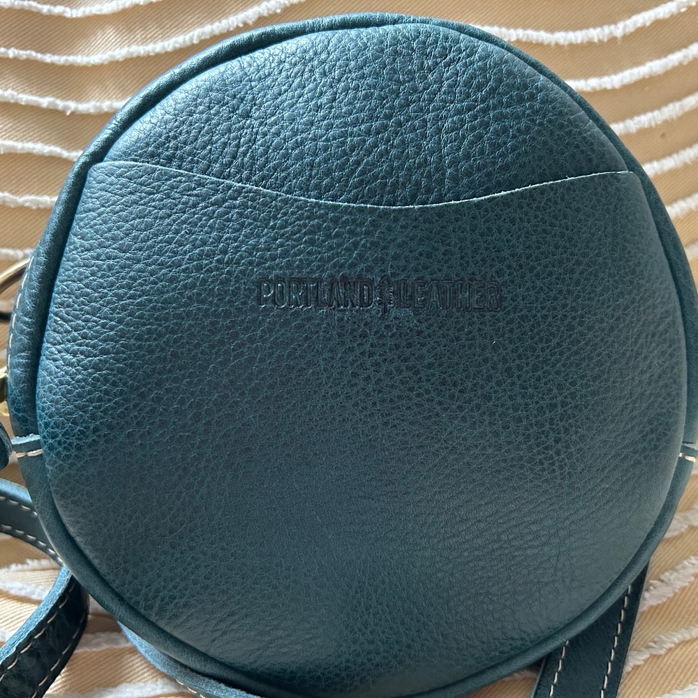 Portland Leather Small Circle Crossbody - CLASSIC Lagoon